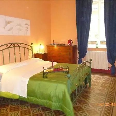 Charm Bed & Breakfast Lucca