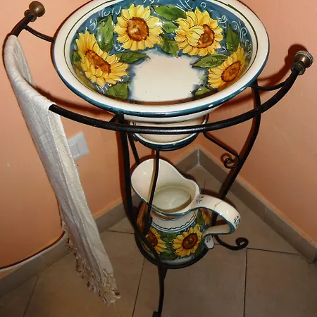 Bed & Breakfast Charm Lucca